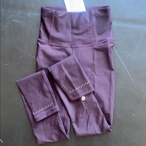 NWT Lululemon In Focus Run Tight Size 2